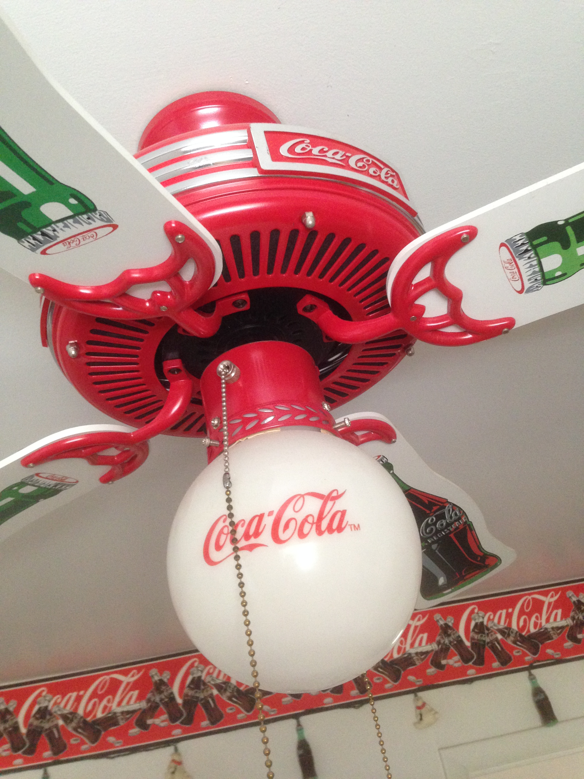 Hyattsville Estate Sale Packed With Collectibles Coca Cola
